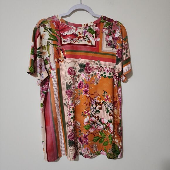 Johnny Was Women's Bamboo V-Neck Short Sleeve T-Shirt Top Patchwork Pattern Sz L - Picture 2 of 6